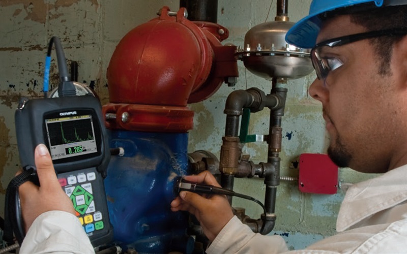 Ultrasonic Thickness Gauge Olympus 38DL PLUS