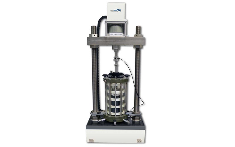 Dynamic Triaxial Testing