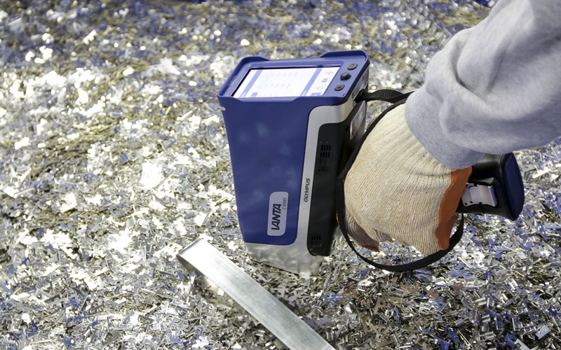 Handheld XRF Vanta™ Series